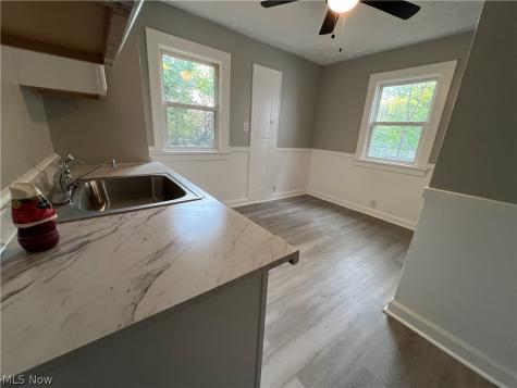 3684 E 105th Street Cleveland OH 44105