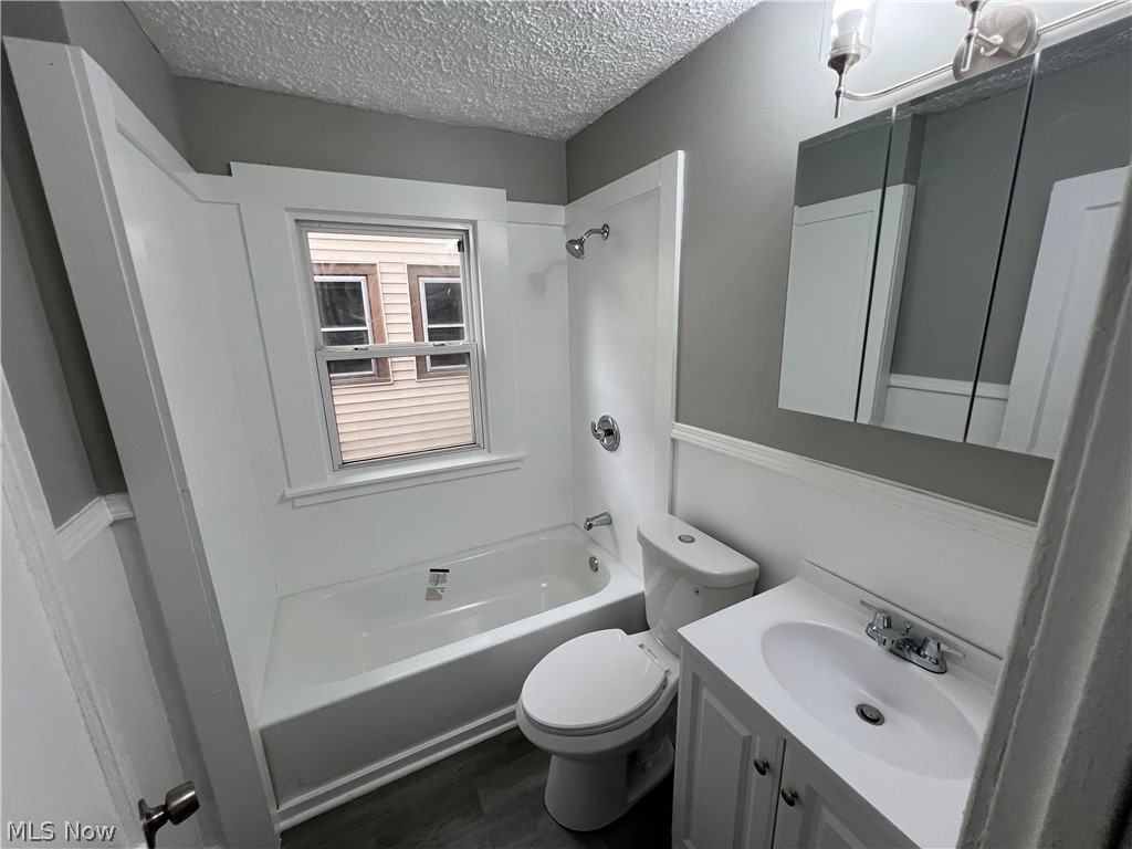 3684 E 105th Street Cleveland OH 44105