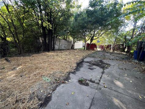 3684 E 105th Street Cleveland OH 44105