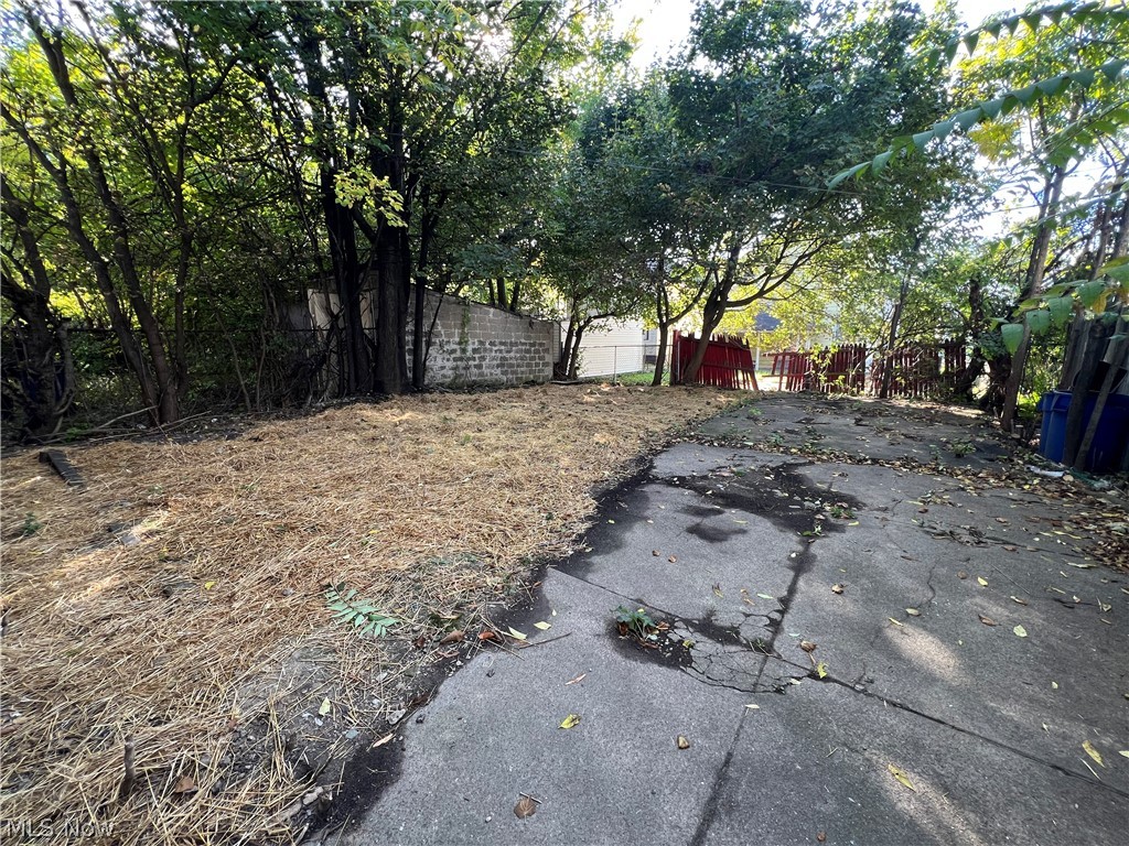3684 E 105th Street Cleveland OH 44105