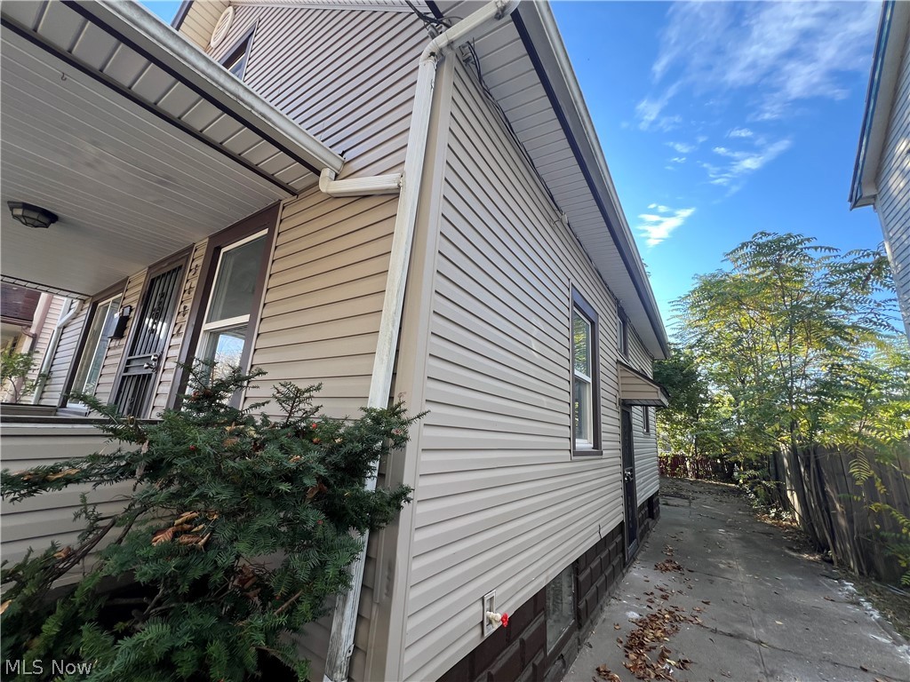 3684 E 105th Street Cleveland OH 44105
