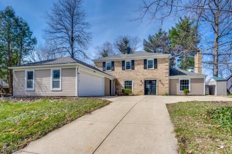 292 Parkview Drive Aurora OH 44202