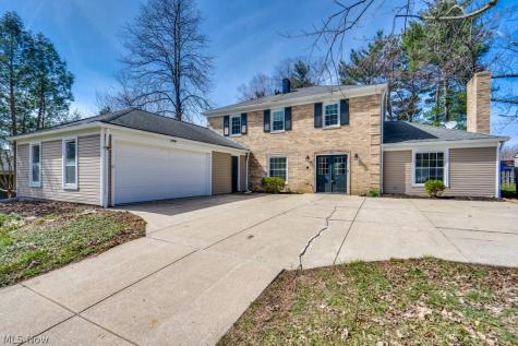 292 Parkview Drive Aurora OH 44202