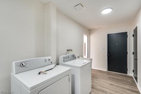 292 Parkview Drive Aurora OH 44202
