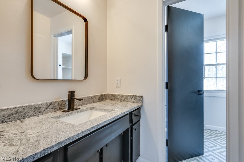 292 Parkview Drive Aurora OH 44202