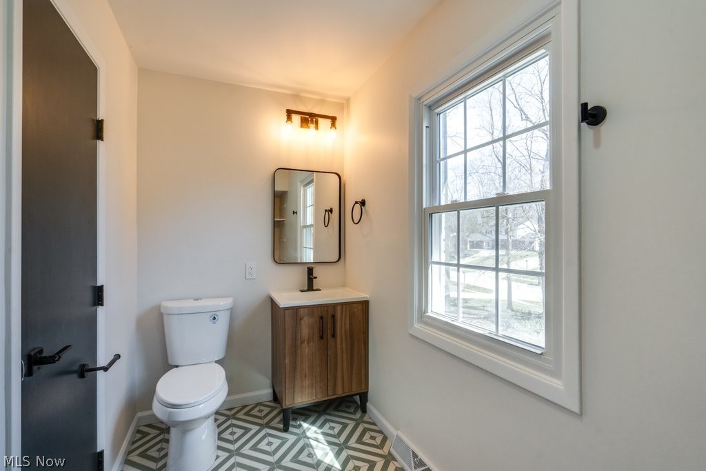 292 Parkview Drive Aurora OH 44202