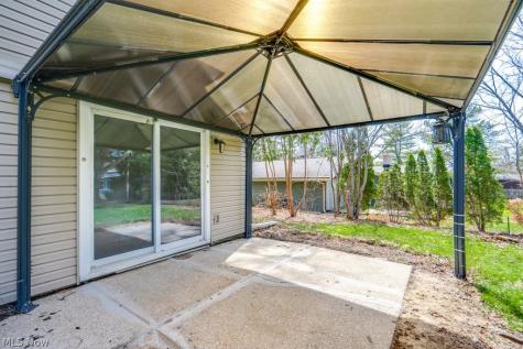 292 Parkview Drive Aurora OH 44202