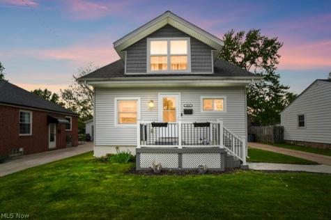 4044 W 223rd Street Fairview Park OH 44126