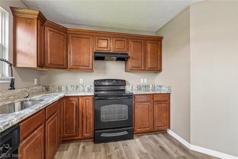 38210 Kingston Drive North Ridgeville OH 44039
