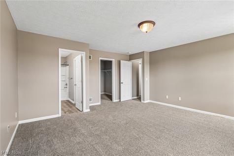 38210 Kingston Drive North Ridgeville OH 44039