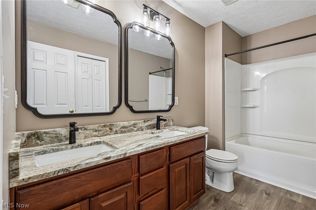 38210 Kingston Drive North Ridgeville OH 44039