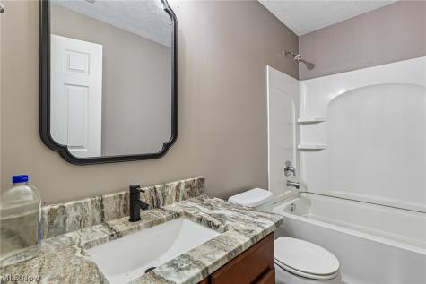 38210 Kingston Drive North Ridgeville OH 44039