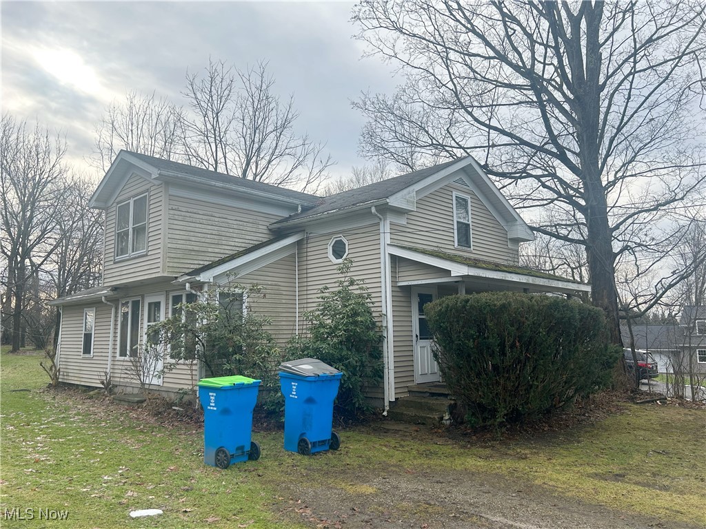 13661 W Spring Street Burton OH 44021