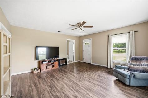 388 Prospect Street Wellington OH 44090