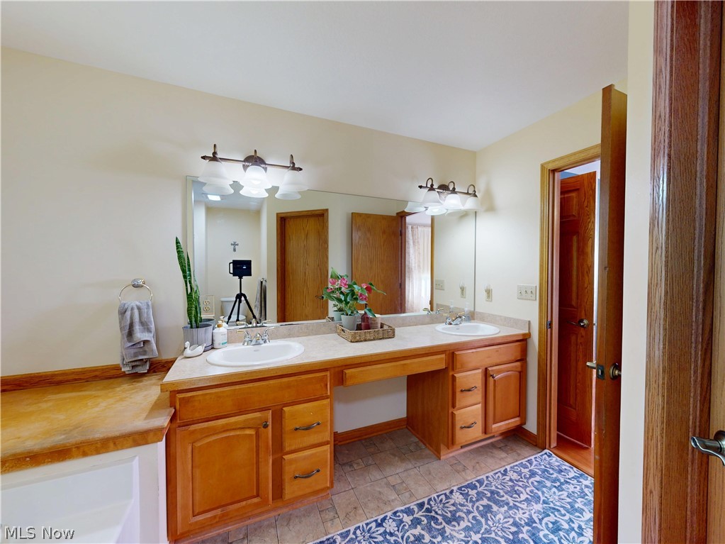 6248 Caribou Drive Clinton OH 44216