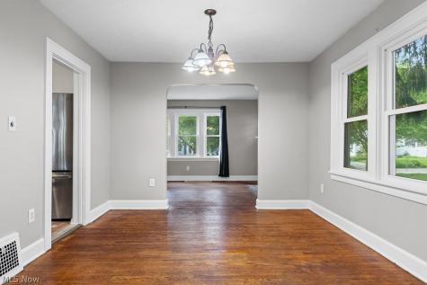 1393 Bryden Drive Akron OH 44313