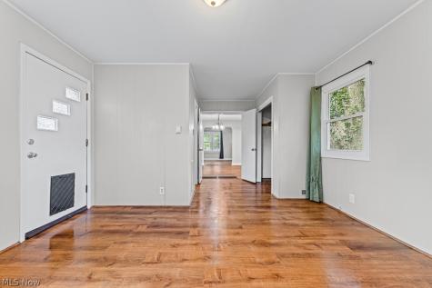 1393 Bryden Drive Akron OH 44313