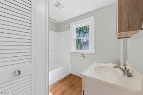 1393 Bryden Drive Akron OH 44313