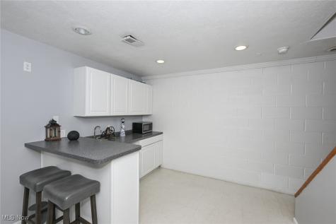 1139 Glencove Commons Drive Brunswick OH 44212