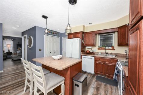 1139 Glencove Commons Drive Brunswick OH 44212