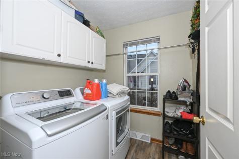 1139 Glencove Commons Drive Brunswick OH 44212