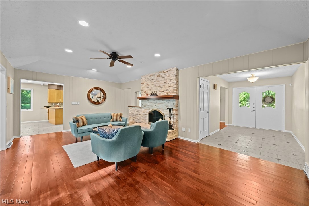 4830 Som Center Road Moreland Hills OH 44022