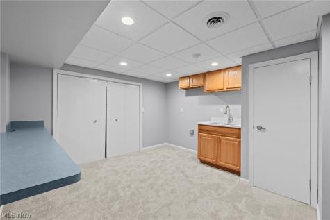 4830 Som Center Road Moreland Hills OH 44022