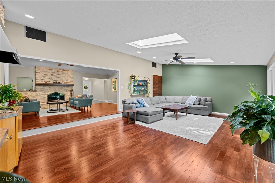 4830 Som Center Road Moreland Hills OH 44022