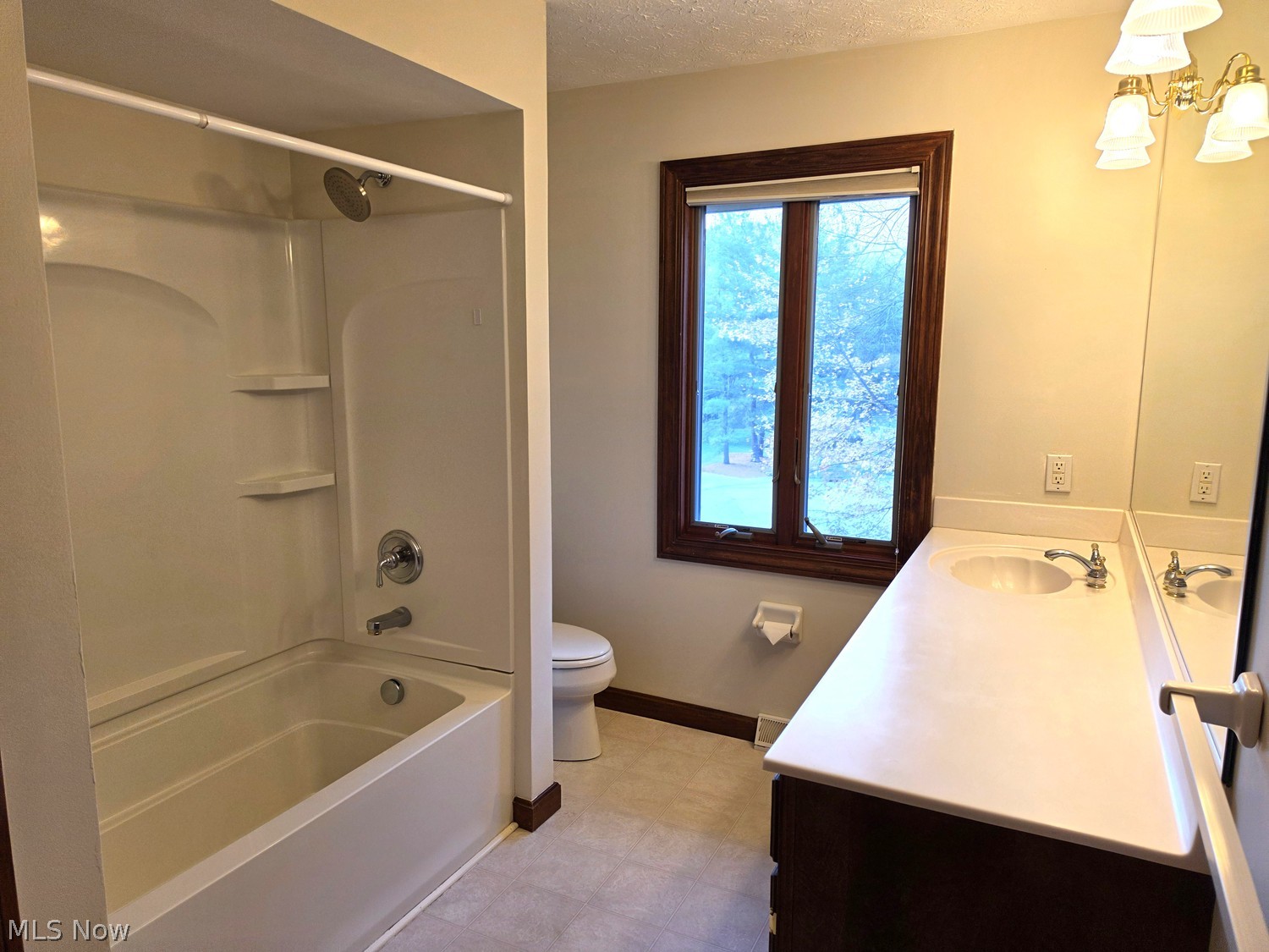 497 Beaverbrook Drive Akron OH 44333