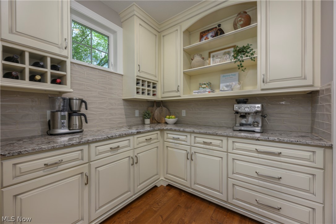 9568 Province Street NW Massillon OH 44646