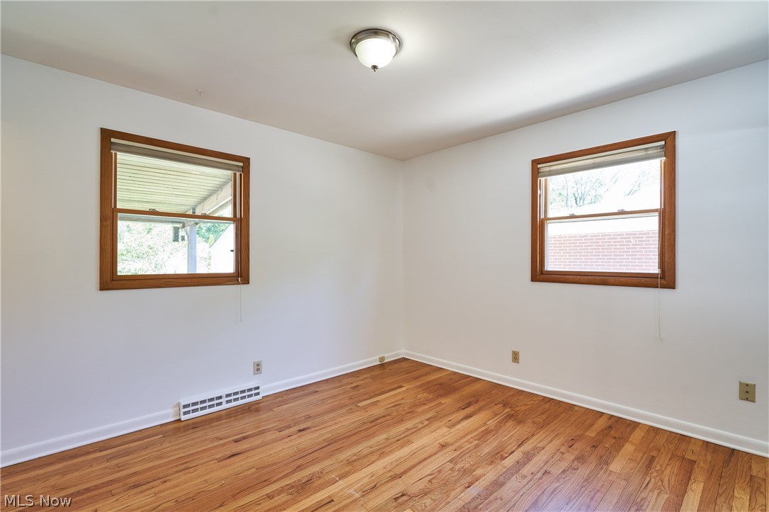 1056 Endicott Drive Akron OH 44313