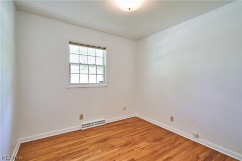 1056 Endicott Drive Akron OH 44313