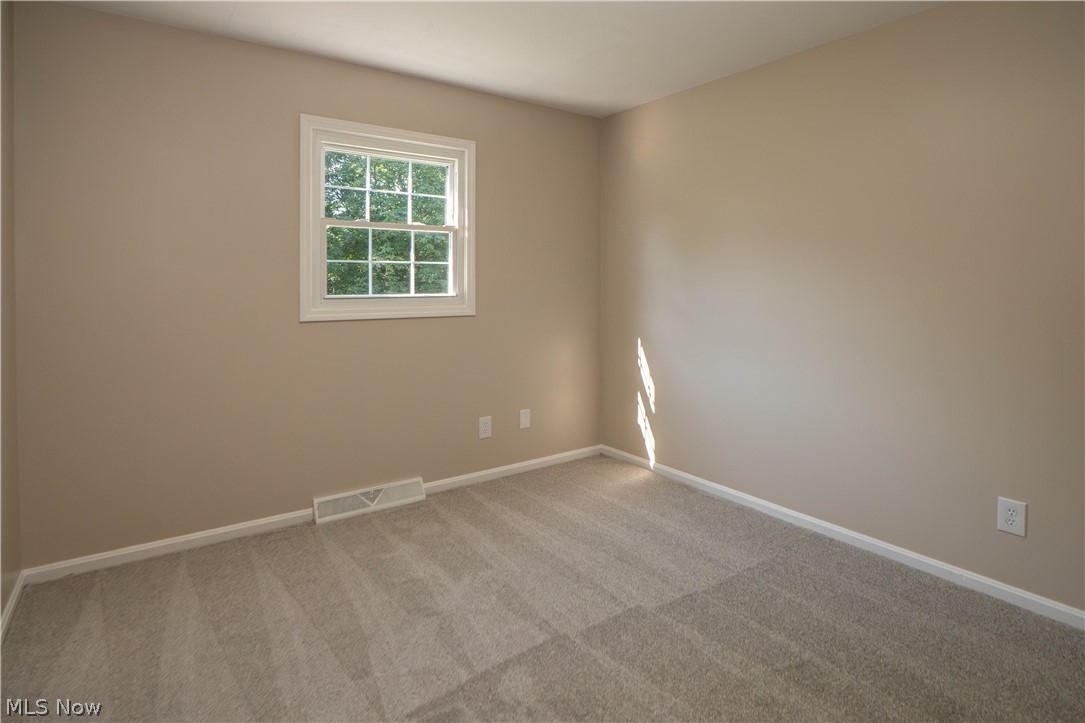 1232 Canyon Street NE Uniontown OH 44685