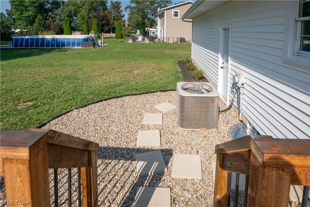 1232 Canyon Street NE Uniontown OH 44685
