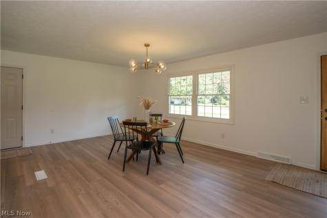 1232 Canyon Street NE Uniontown OH 44685