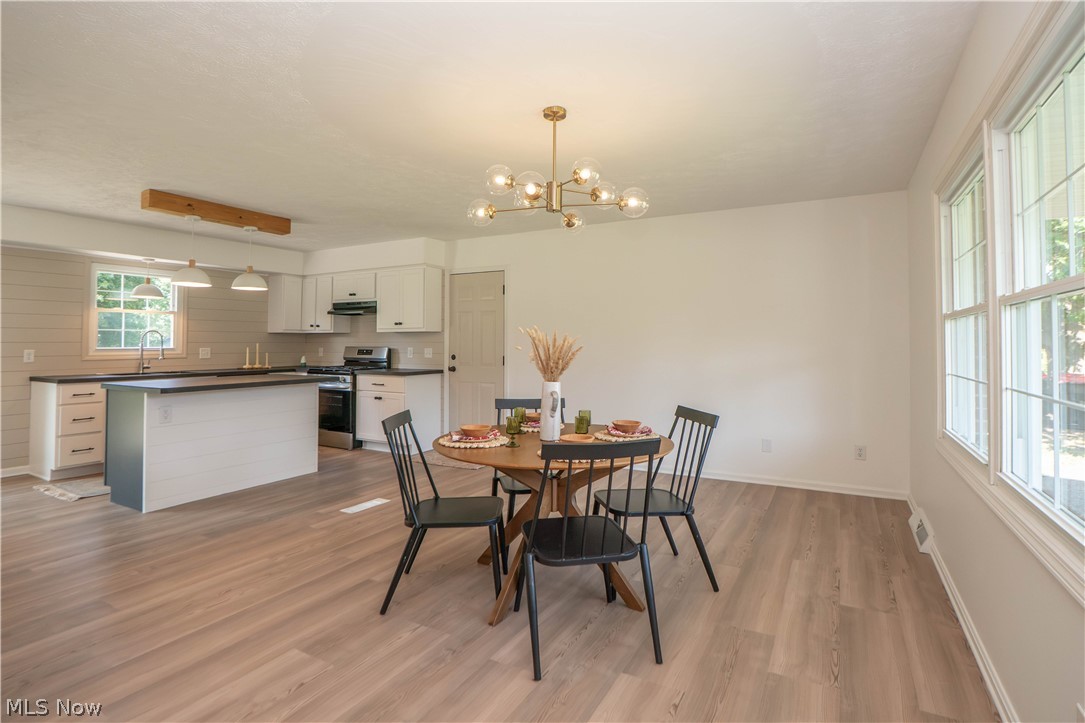 1232 Canyon Street NE Uniontown OH 44685