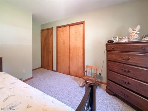 429 Bonnie Brae Avenue Niles OH 44446