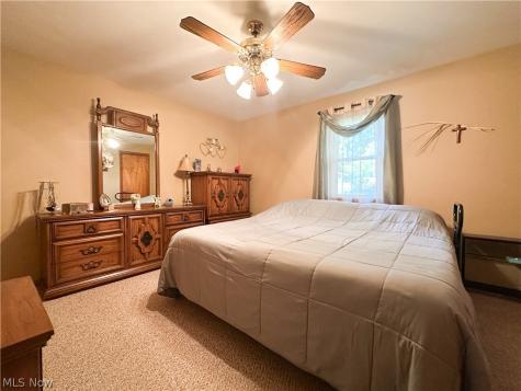 429 Bonnie Brae Avenue Niles OH 44446