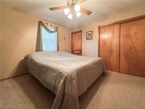 429 Bonnie Brae Avenue Niles OH 44446
