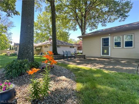 429 Bonnie Brae Avenue Niles OH 44446