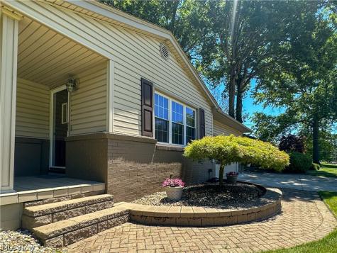 429 Bonnie Brae Avenue Niles OH 44446