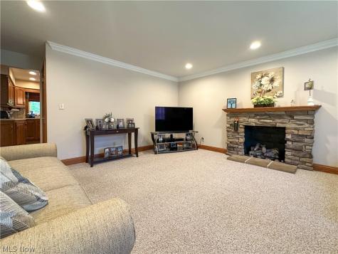 429 Bonnie Brae Avenue Niles OH 44446