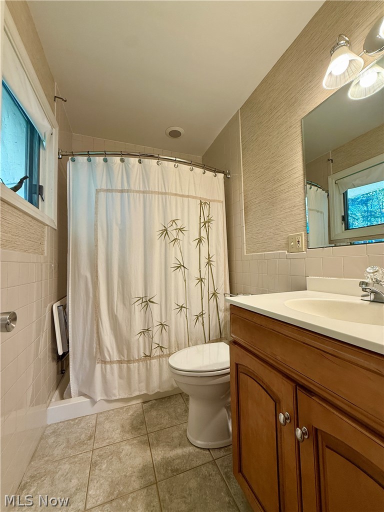 6640 Somerset Drive Brecksville OH 44141