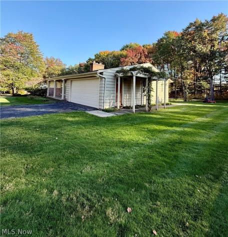 6640 Somerset Drive Brecksville OH 44141