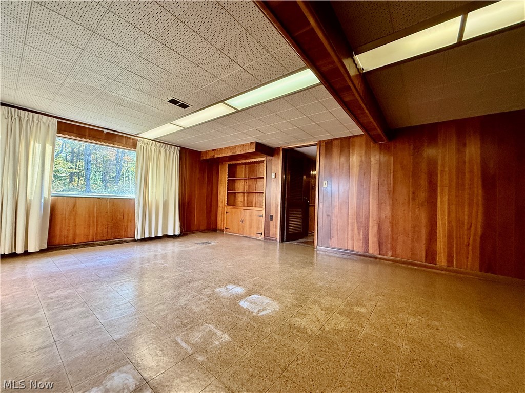 6640 Somerset Drive Brecksville OH 44141