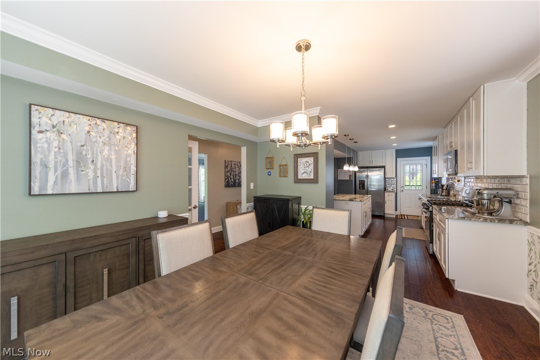 18707 Scottsdale Boulevard Shaker Heights OH 44122