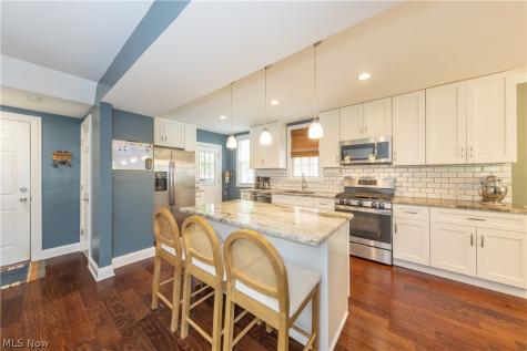 18707 Scottsdale Boulevard Shaker Heights OH 44122