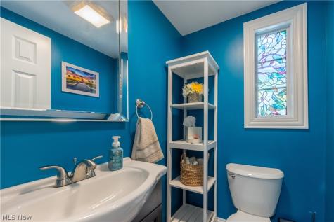 18707 Scottsdale Boulevard Shaker Heights OH 44122