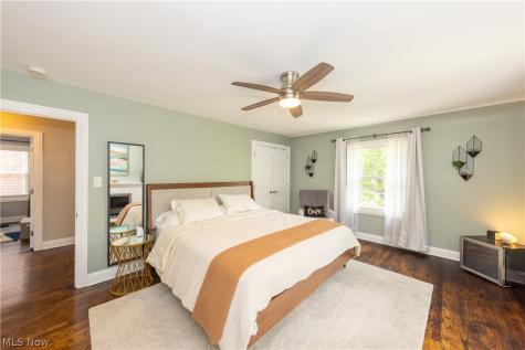 18707 Scottsdale Boulevard Shaker Heights OH 44122