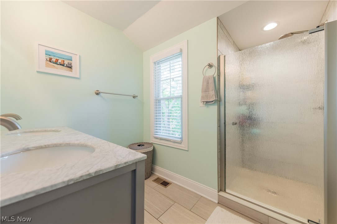 18707 Scottsdale Boulevard Shaker Heights OH 44122